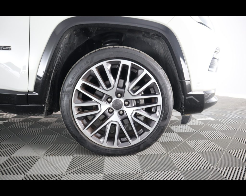 JEEP Compass II 2021 -  1.5 turbo t4 mhev Summit 2wd 130cv dct - 21