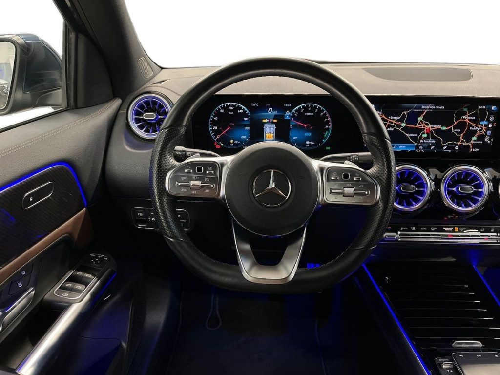 MERCEDES-BENZ GLA 250 e EQ-Power Automatic Premium - 11