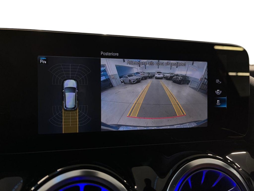 MERCEDES-BENZ GLA 250 e EQ-Power Automatic Premium - 12