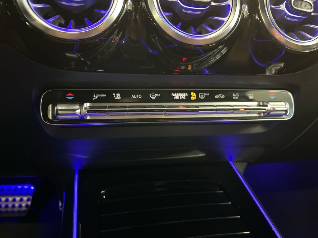 MERCEDES-BENZ GLA 250 e EQ-Power Automatic Premium - 13