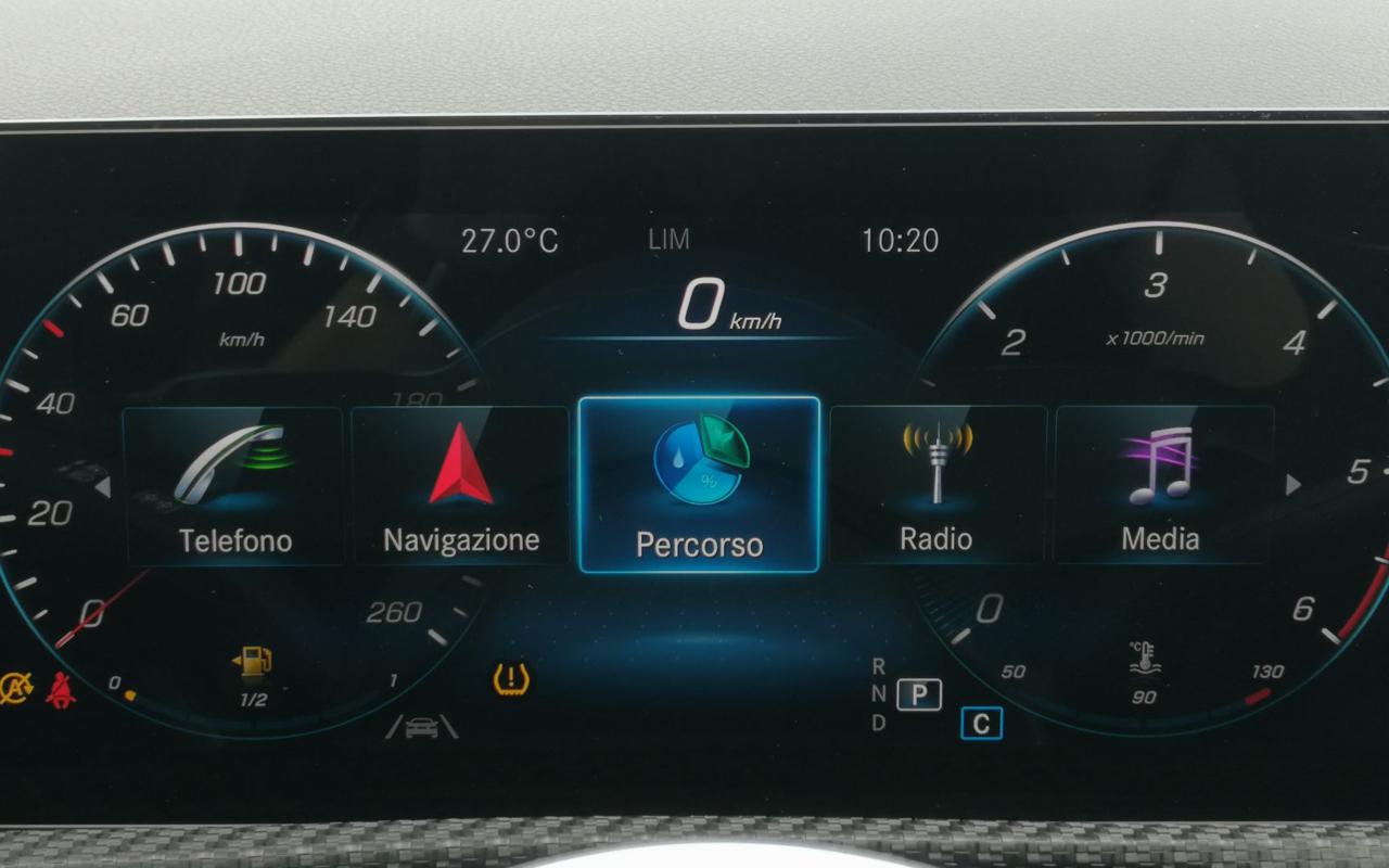 MERCEDES-BENZ A 200 d Automatic Business - 13