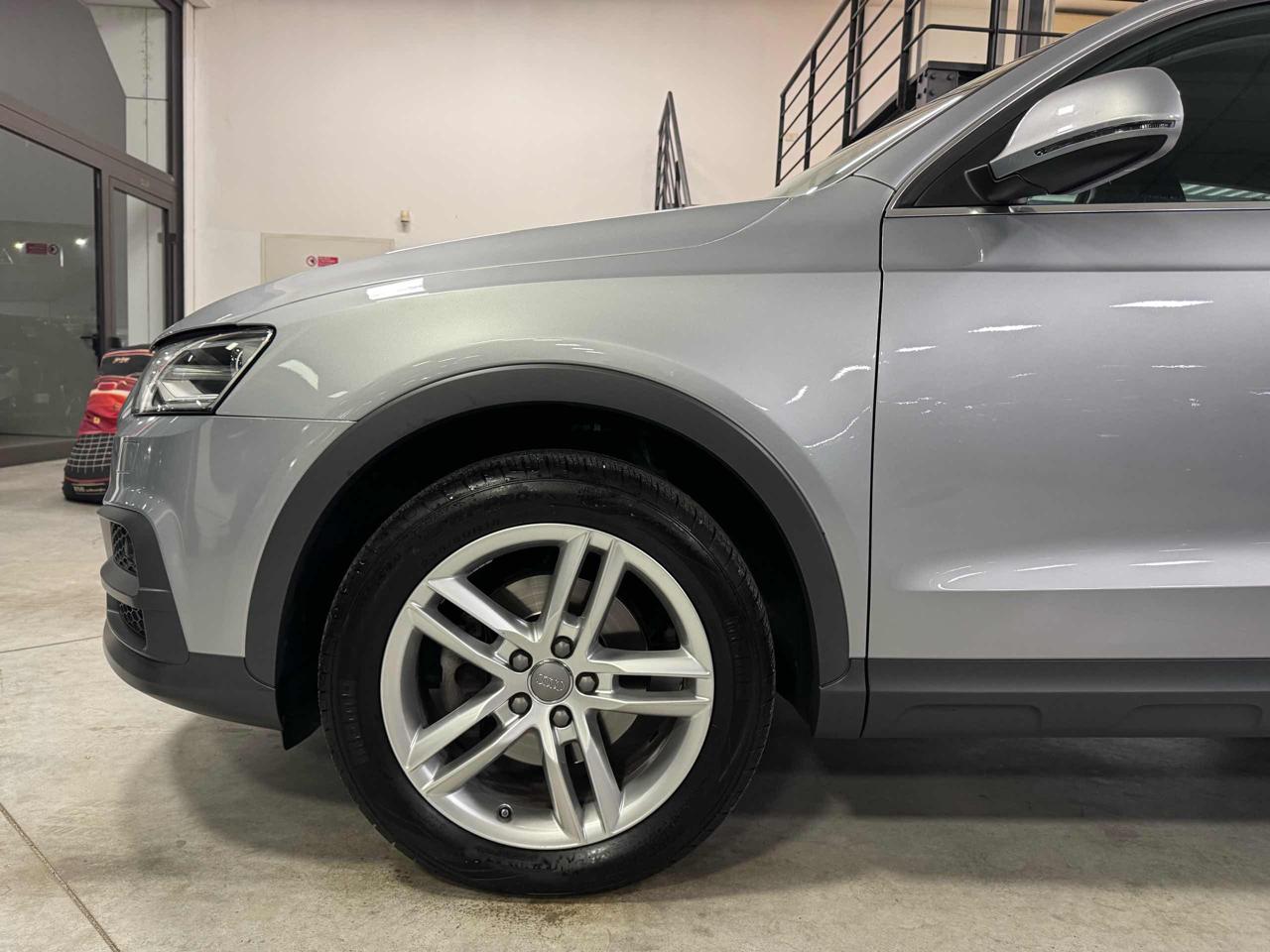 AUDI Q3 2.0 TDI 150 CV quattro S tronic Business - 21
