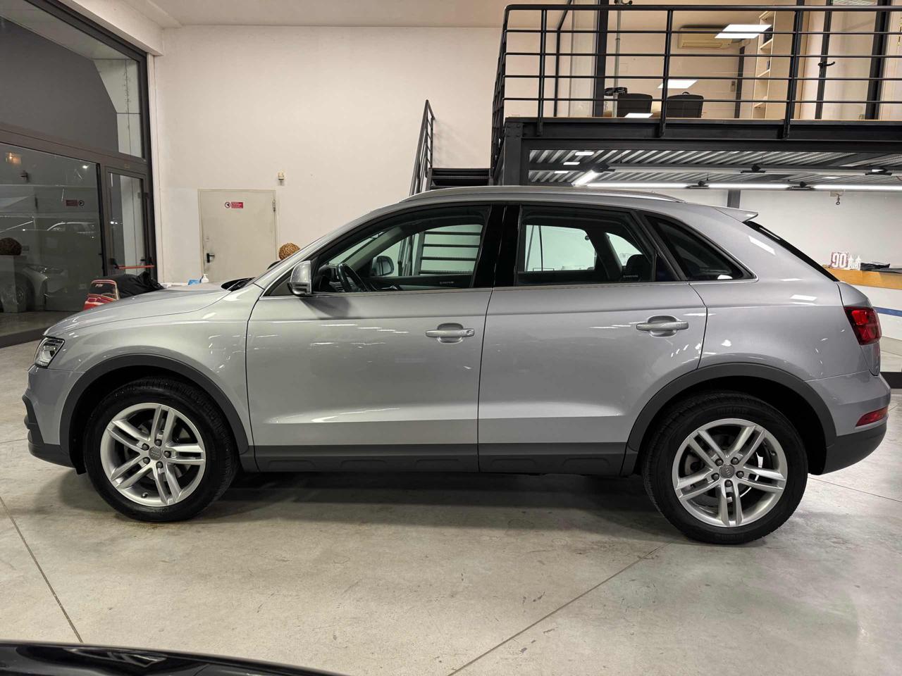 AUDI Q3 2.0 TDI 150 CV quattro S tronic Business - 20
