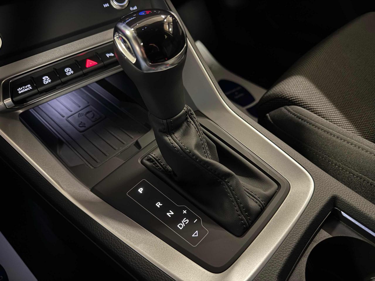 AUDI Q3 SPB 35 TFSI S tronic S line edition - 15