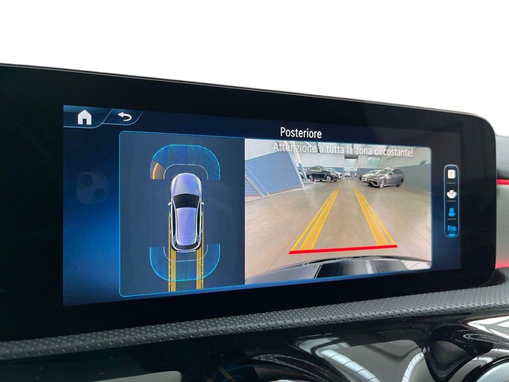 MERCEDES-BENZ A 250 e hybrid EQ AMG Line Advanced Plus - 12