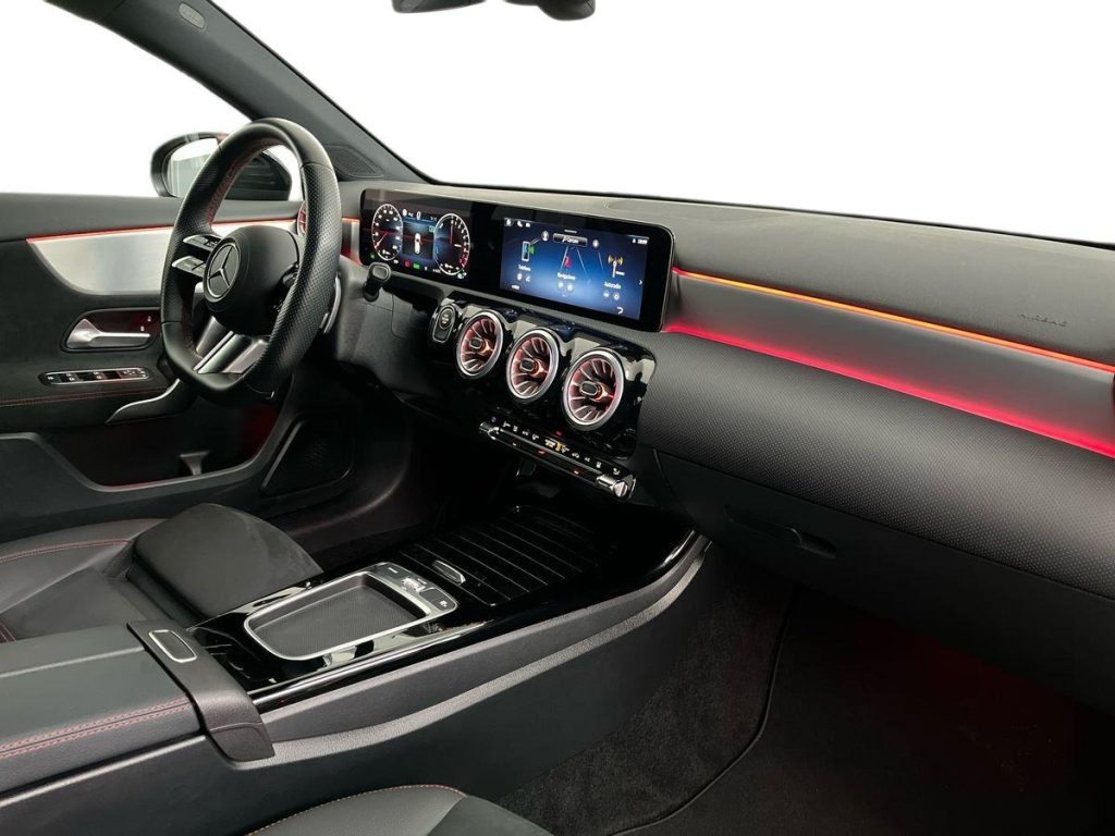 MERCEDES-BENZ A 250 e hybrid EQ AMG Line Advanced Plus - 15