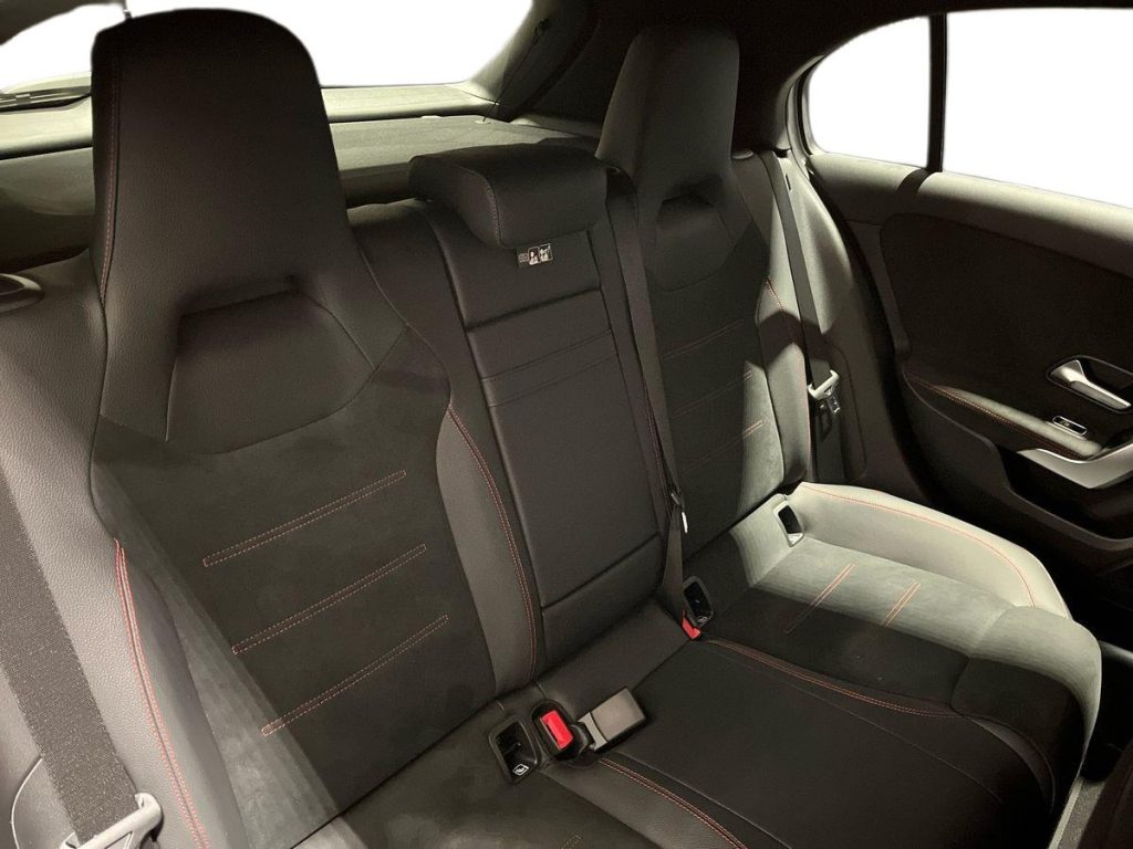 MERCEDES-BENZ A 250 e hybrid EQ AMG Line Advanced Plus - 16