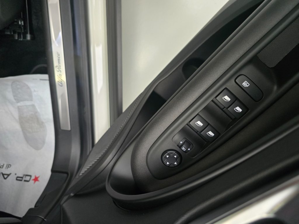 ALFA ROMEO Junior 1.2 145 CV Hybrid eDCT6 Speciale - 20