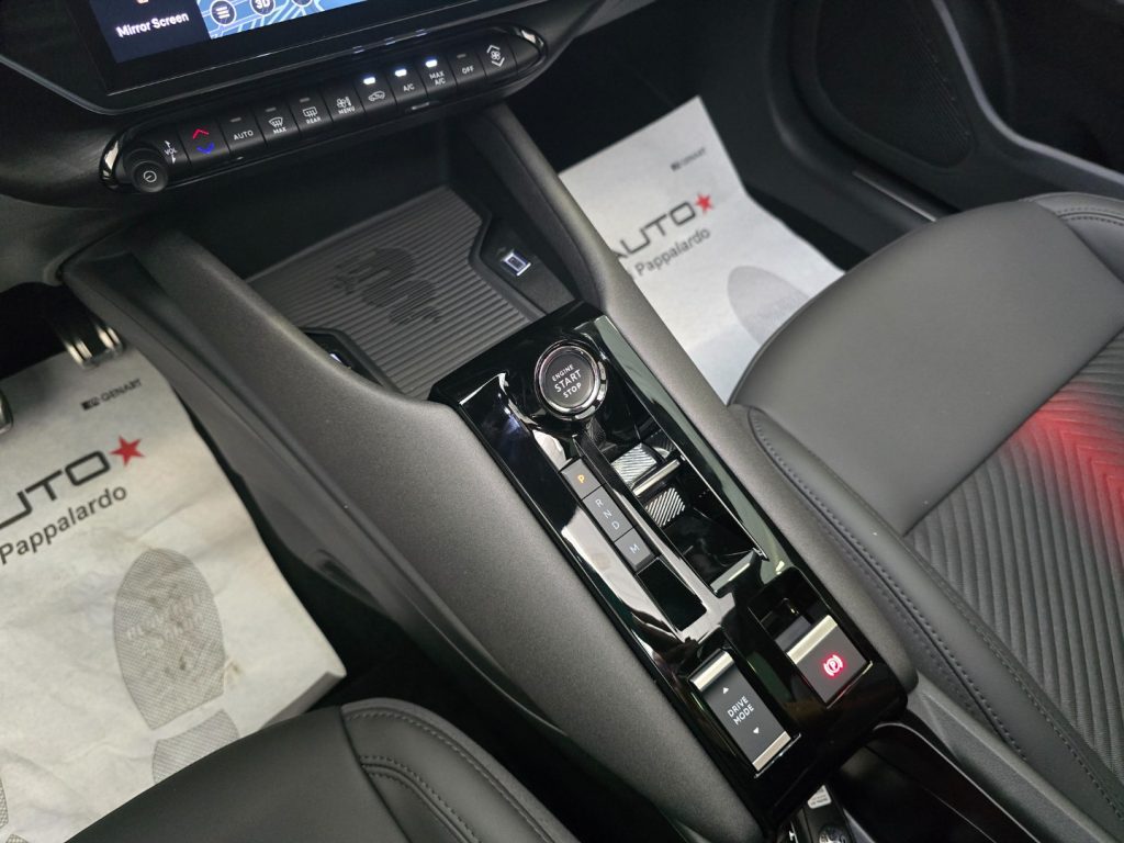 ALFA ROMEO Junior 1.2 145 CV Hybrid eDCT6 Speciale - 19