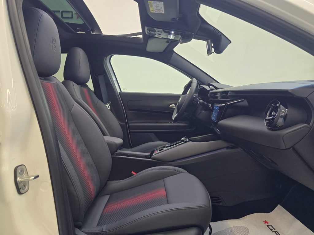 ALFA ROMEO Junior 1.2 145 CV Hybrid eDCT6 Speciale - 25