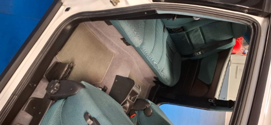 LANCIA Delta 2.0 TURBO 16V HF**1 PROPRIETARIO*51.000KM DA NUOVA - 38