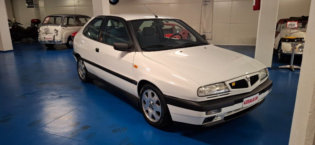 LANCIA Delta 2.0 TURBO 16V HF**1 PROPRIETARIO*51.000KM DA NUOVA - 22