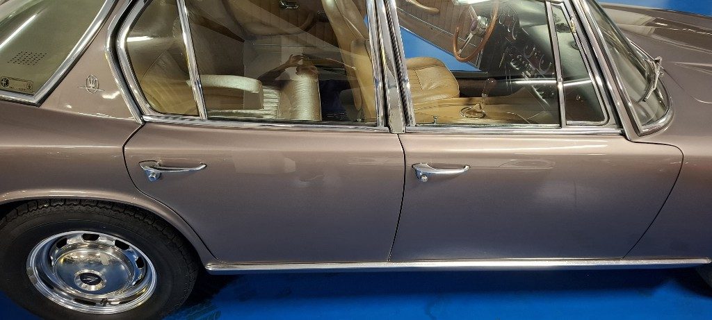 MASERATI Quattroporte 4.136cc **TARGHE NERE**LIBRETTO A PAGINE - 35