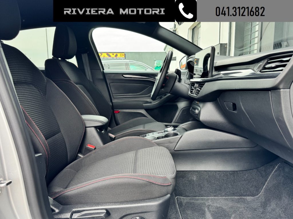FORD Focus 1.5 EcoBlue 115 CV automatico 5p. ST-Line - 9