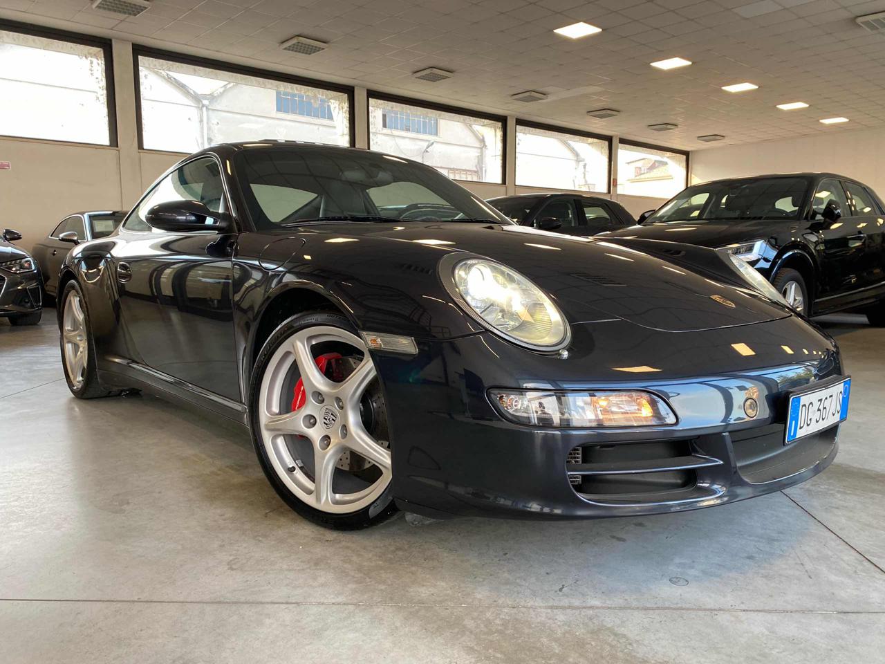 PORSCHE 911 Carrera 4S Coupé - 3
