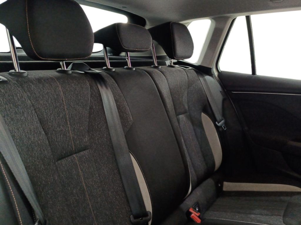 SKODA Kamiq 1.0 TSI Style - 11