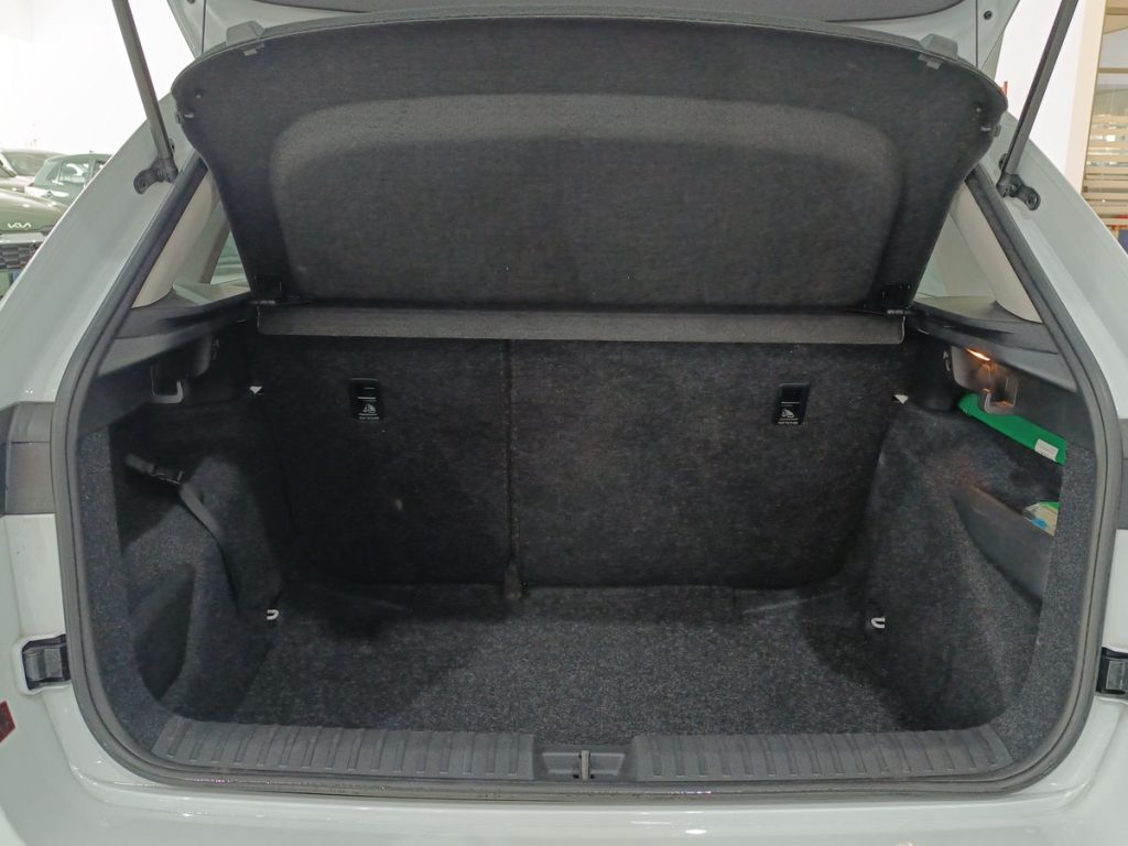 SKODA Kamiq 1.0 TSI Style - 12