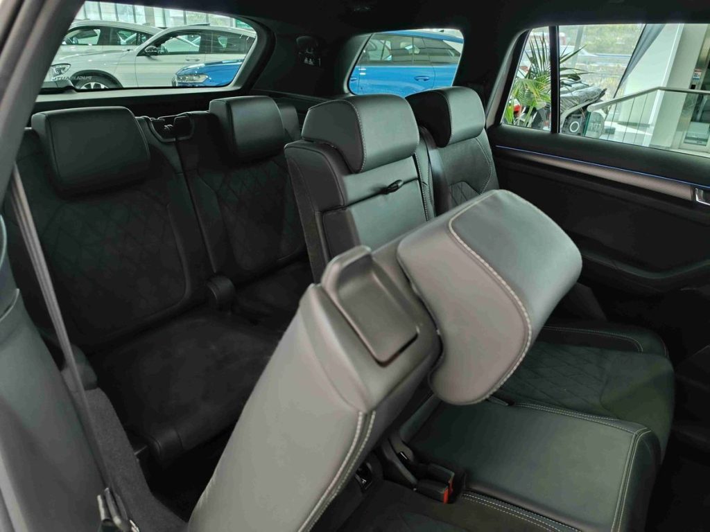 SKODA Kodiaq 2.0 TDI EVO SCR DSG 7 posti Sportline - 23