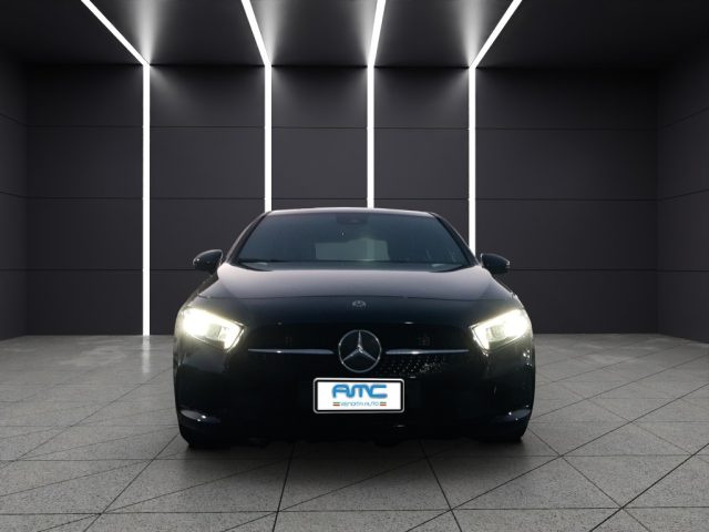 MERCEDES-BENZ A 180 Nero metallizzato