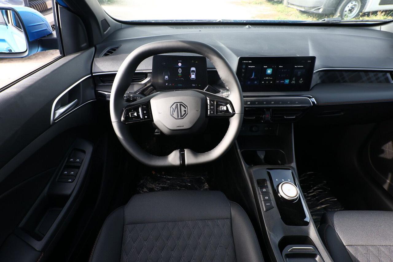 MG MG3 1.5 Hybrid+ 195cv  Luxury - 4