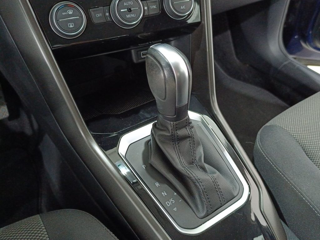 VOLKSWAGEN T-Roc 2.0 TDI SCR 150 CV DSG Business BlueMotion Techno - 8