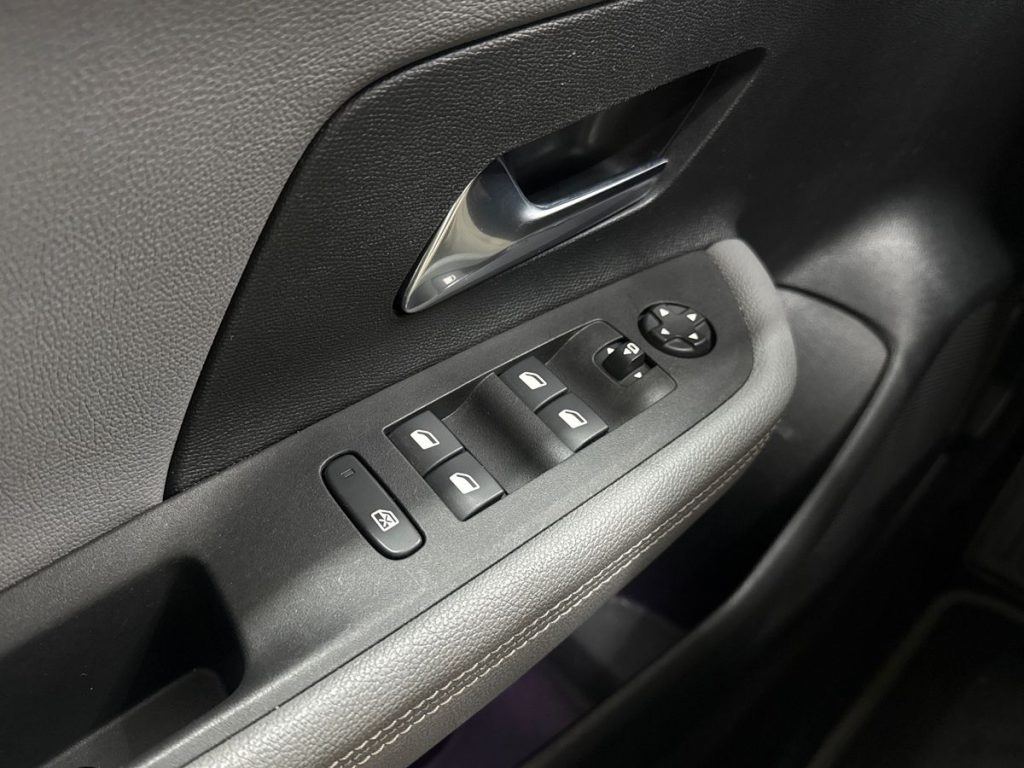 OPEL Mokka 1.2 Turbo Elegance - 21