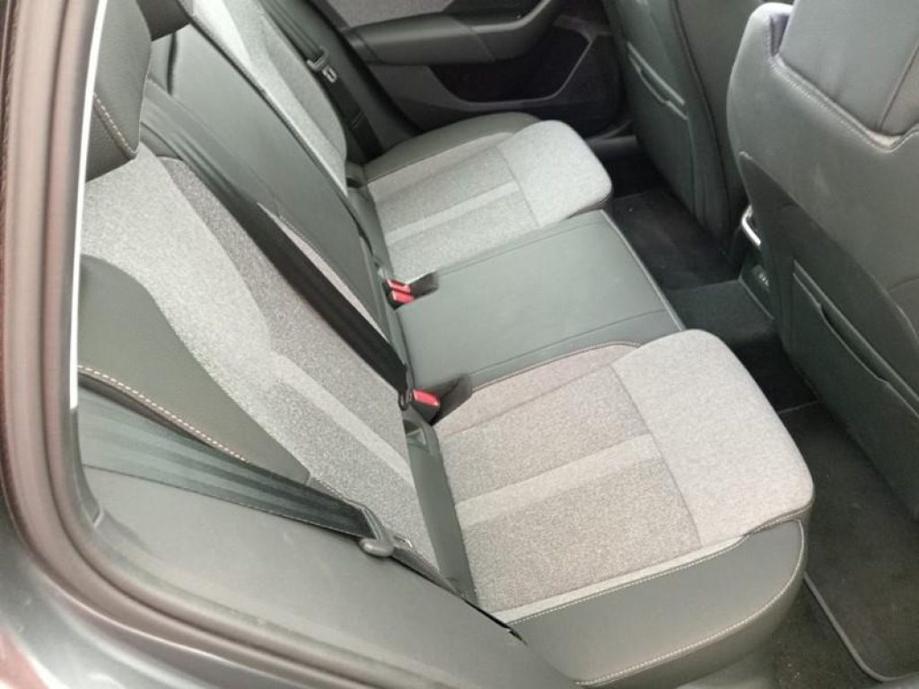 SKODA Octavia 2.0 TDI 150 CV DSG Wagon Executive - 12