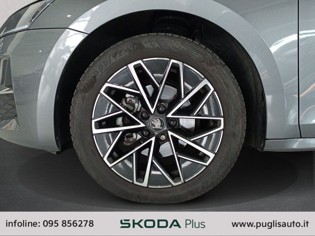 SKODA Octavia 2.0 TDI 150 CV DSG Wagon Executive - 14