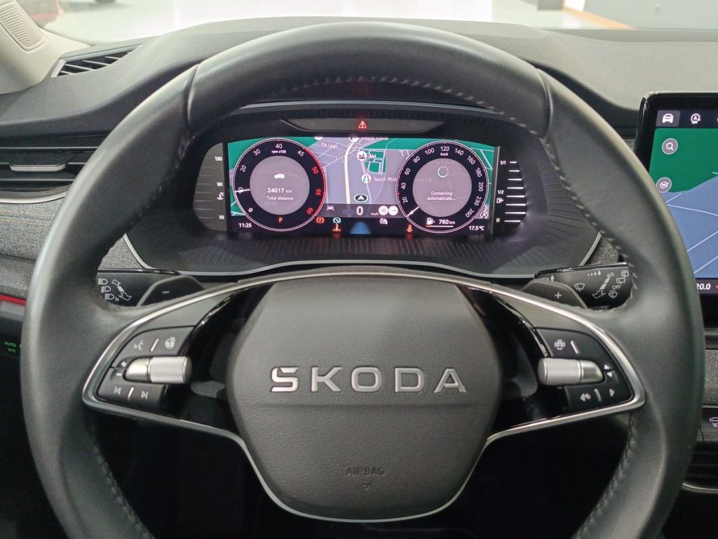 SKODA Octavia 2.0 TDI 150 CV DSG Wagon Executive - 19