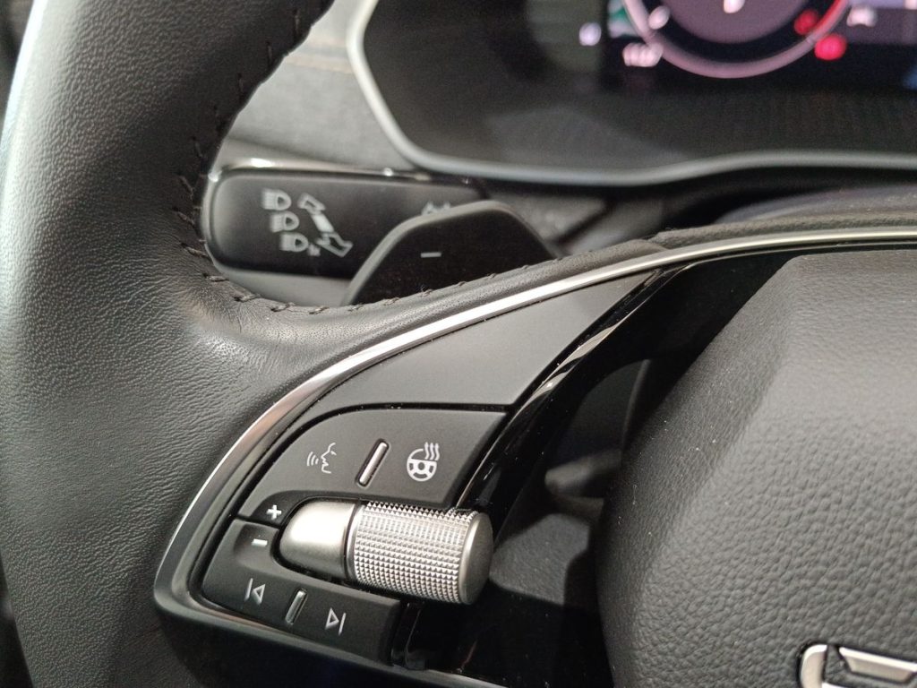 SKODA Octavia 2.0 TDI 150 CV DSG Wagon Executive - 26