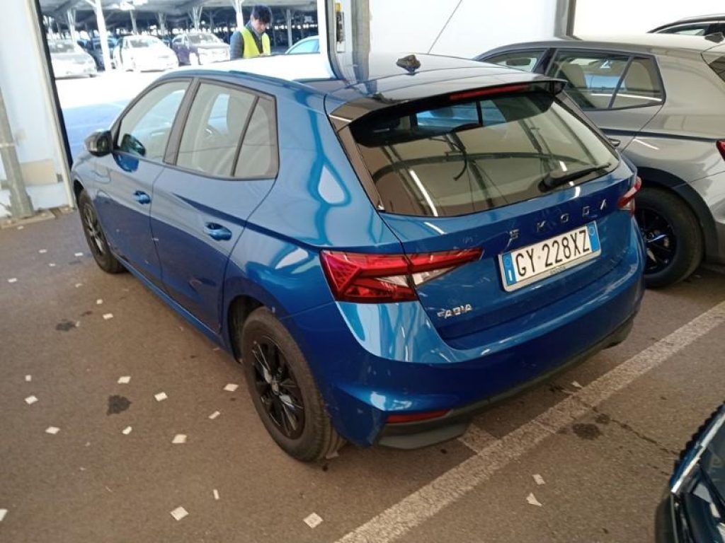 SKODA Fabia 1.0 TSI 95 CV Young Edition - 4