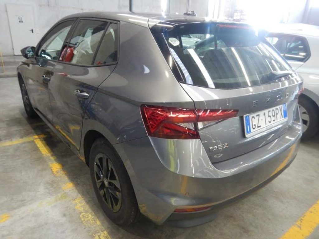 SKODA Fabia 1.0 TSI 95 CV Young Edition - 3
