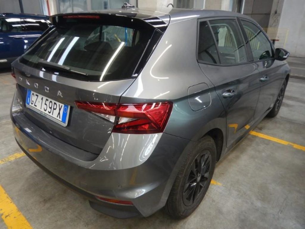 SKODA Fabia 1.0 TSI 95 CV Young Edition - 4