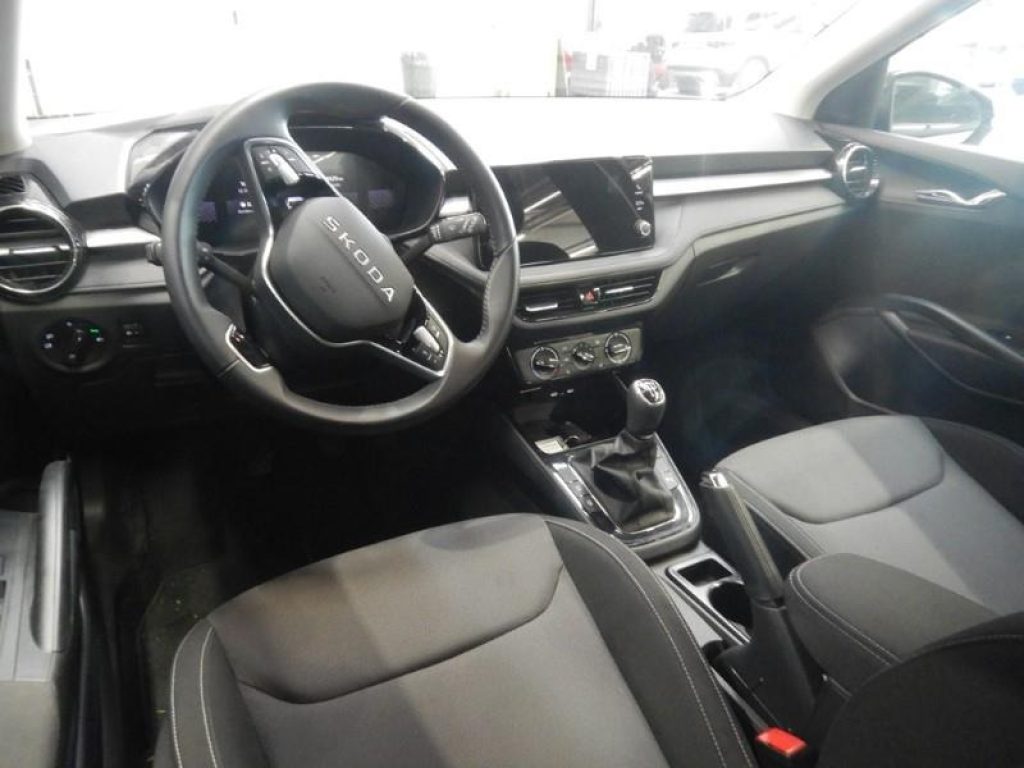 SKODA Fabia 1.0 TSI 95 CV Young Edition - 8