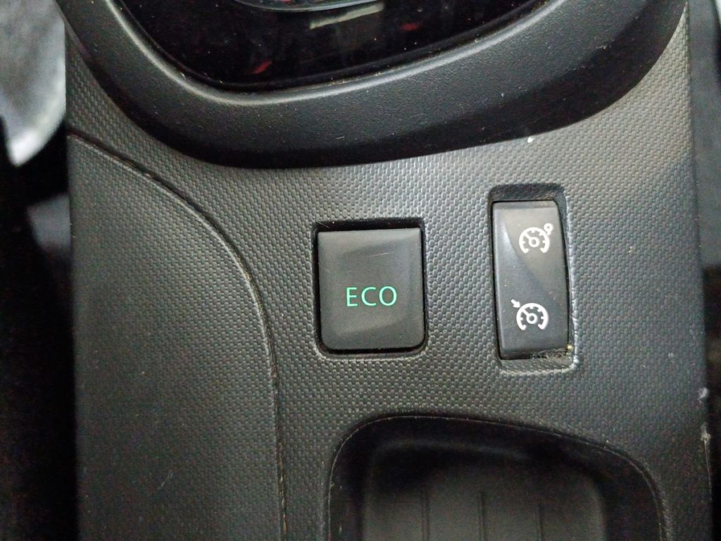 RENAULT Captur 1.5 dCi 8V 90 CV EDC Energy R-Link - 18