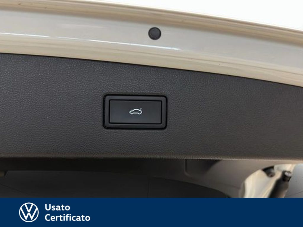 VOLKSWAGEN Tiguan 1.5 tsi r-line 150cv dsg - 24