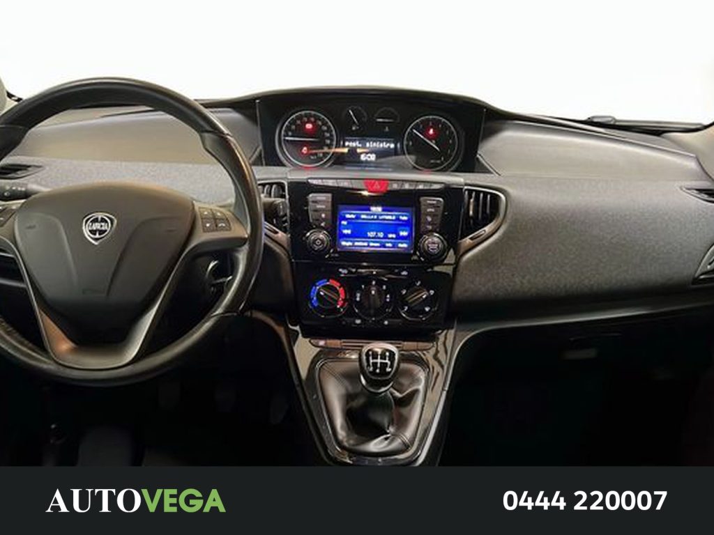 LANCIA Ypsilon 1.2 elefantino blu s&s 69cv my19 - 10