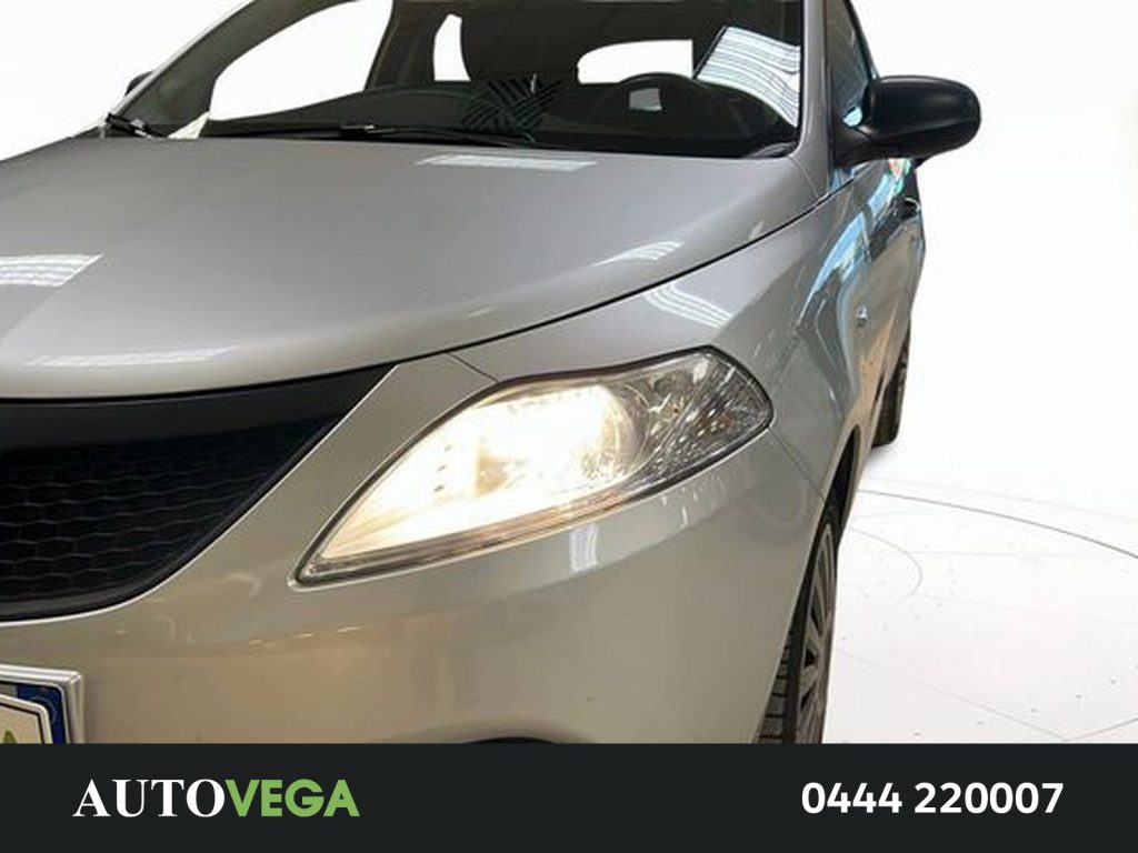 LANCIA Ypsilon 1.2 elefantino blu s&s 69cv my19 - 17