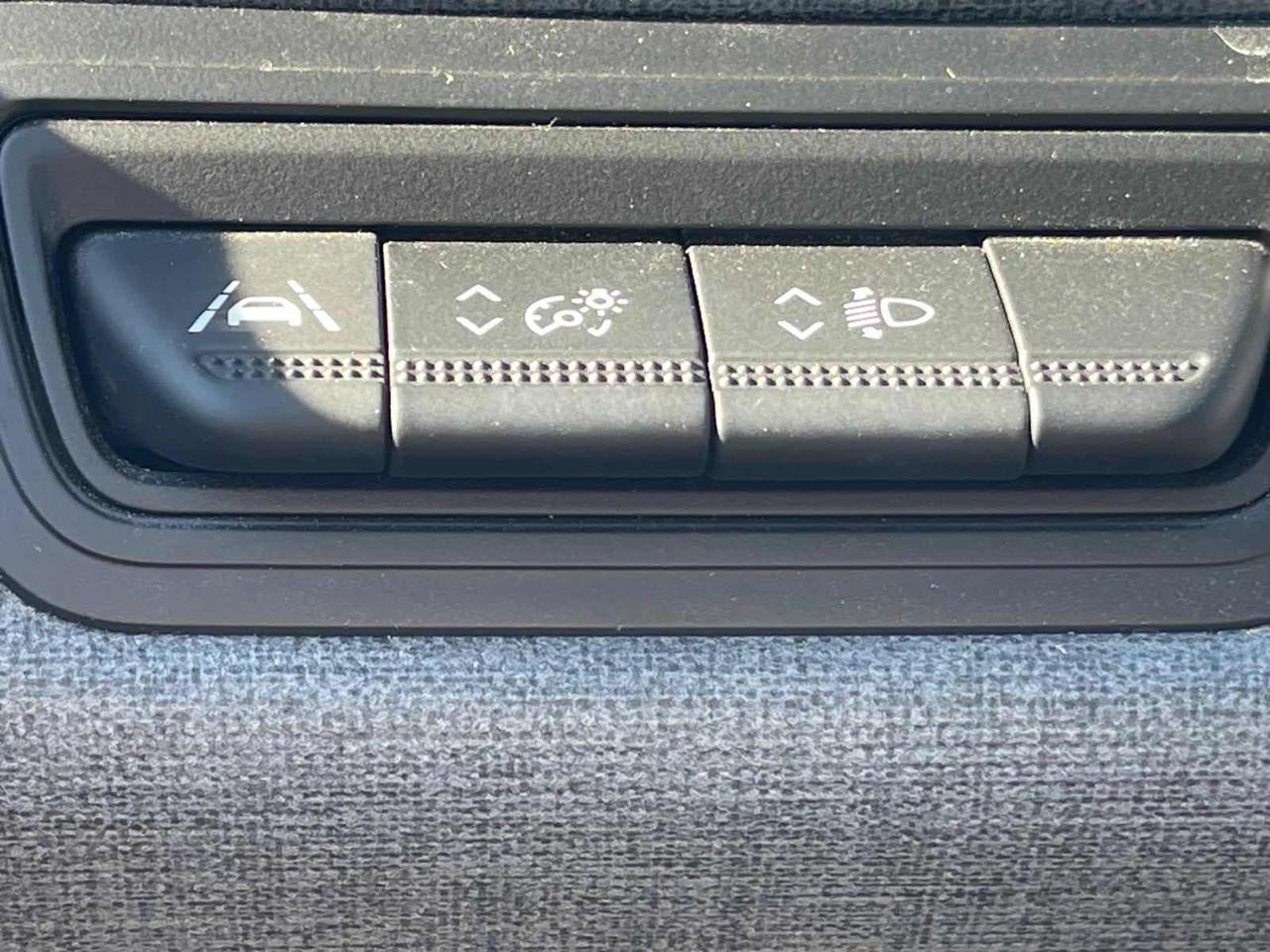 MITSUBISHI Colt 1.0L turbo 90 CV Intense - 10