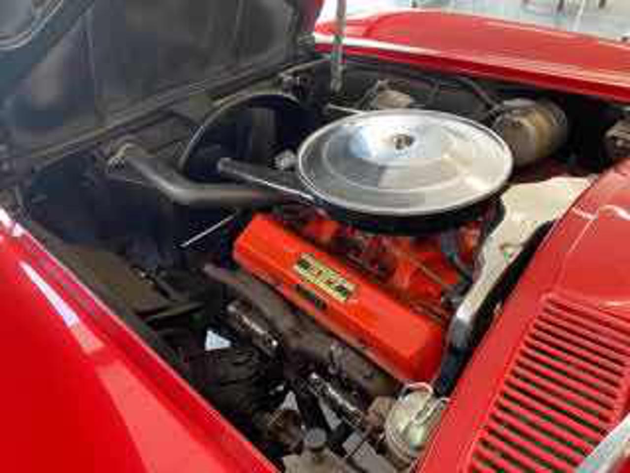 CORVETTE C2 STING RAY COUPE - 19