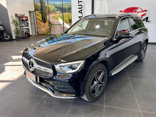 MERCEDES-BENZ GLC 300 Nero metallizzato