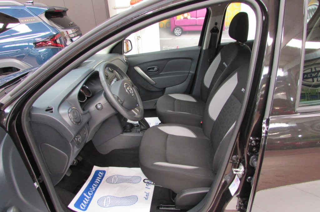 DACIA Sandero Stepway 0.9 TCe 12V 90 CV - 6