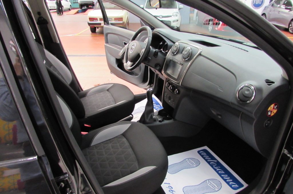 DACIA Sandero Stepway 0.9 TCe 12V 90 CV - 16