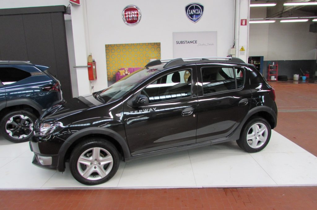 DACIA Sandero Stepway 0.9 TCe 12V 90 CV - 4