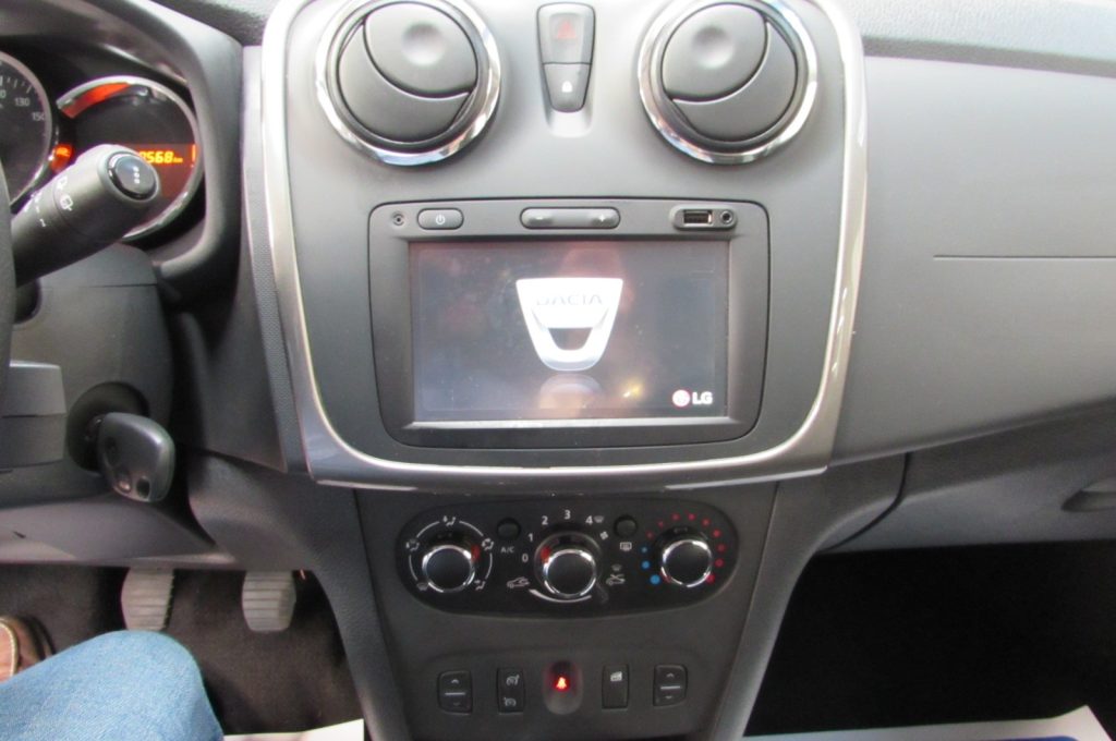 DACIA Sandero Stepway 0.9 TCe 12V 90 CV - 8