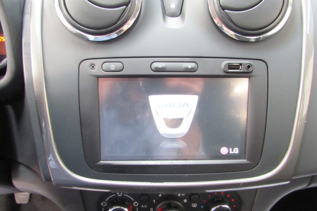 DACIA Sandero Stepway 0.9 TCe 12V 90 CV - 9