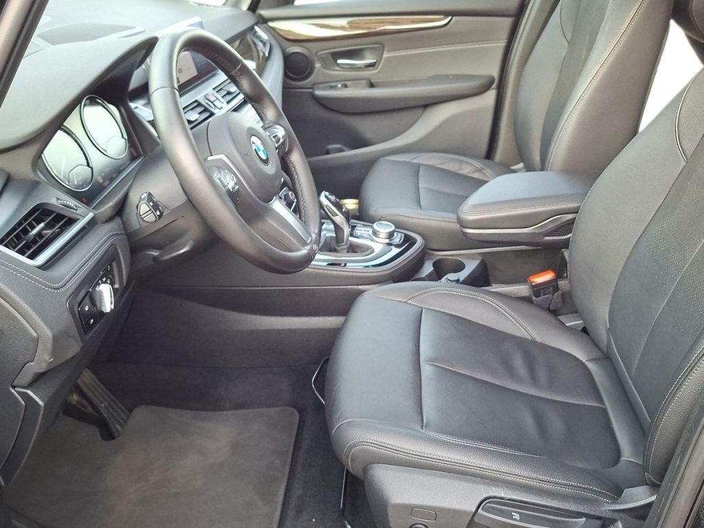 BMW 220 d Gran Tourer Luxury aut. - 9