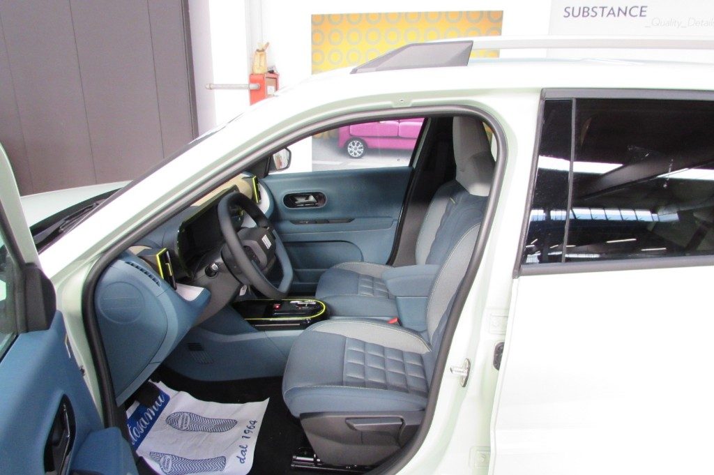 FIAT Grande Panda 1.2 Hybrid 110 CV S&S La Prima AUTOMATICA - 6