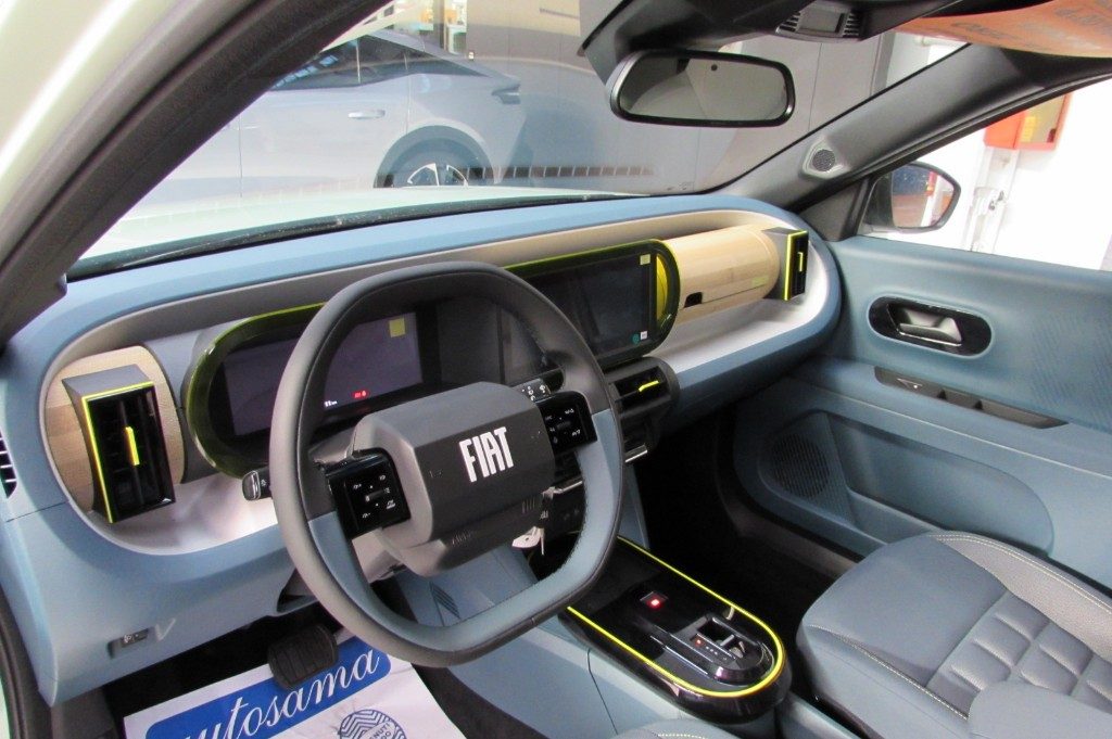 FIAT Grande Panda 1.2 Hybrid 110 CV S&S La Prima AUTOMATICA - 7