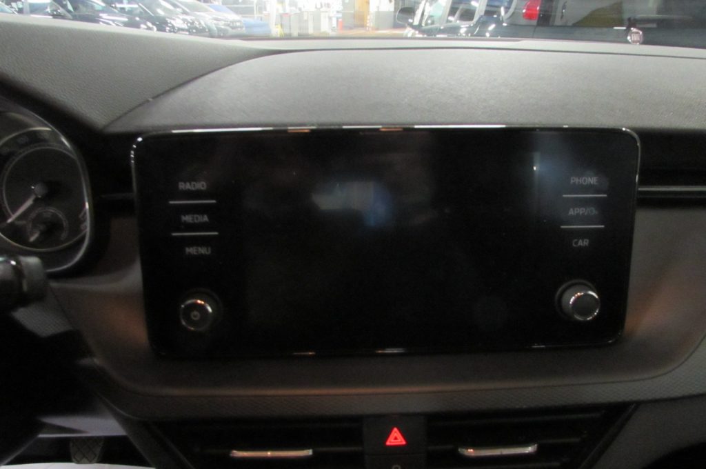 SKODA Kamiq 1.0 TSI Ambition 95cv - 9